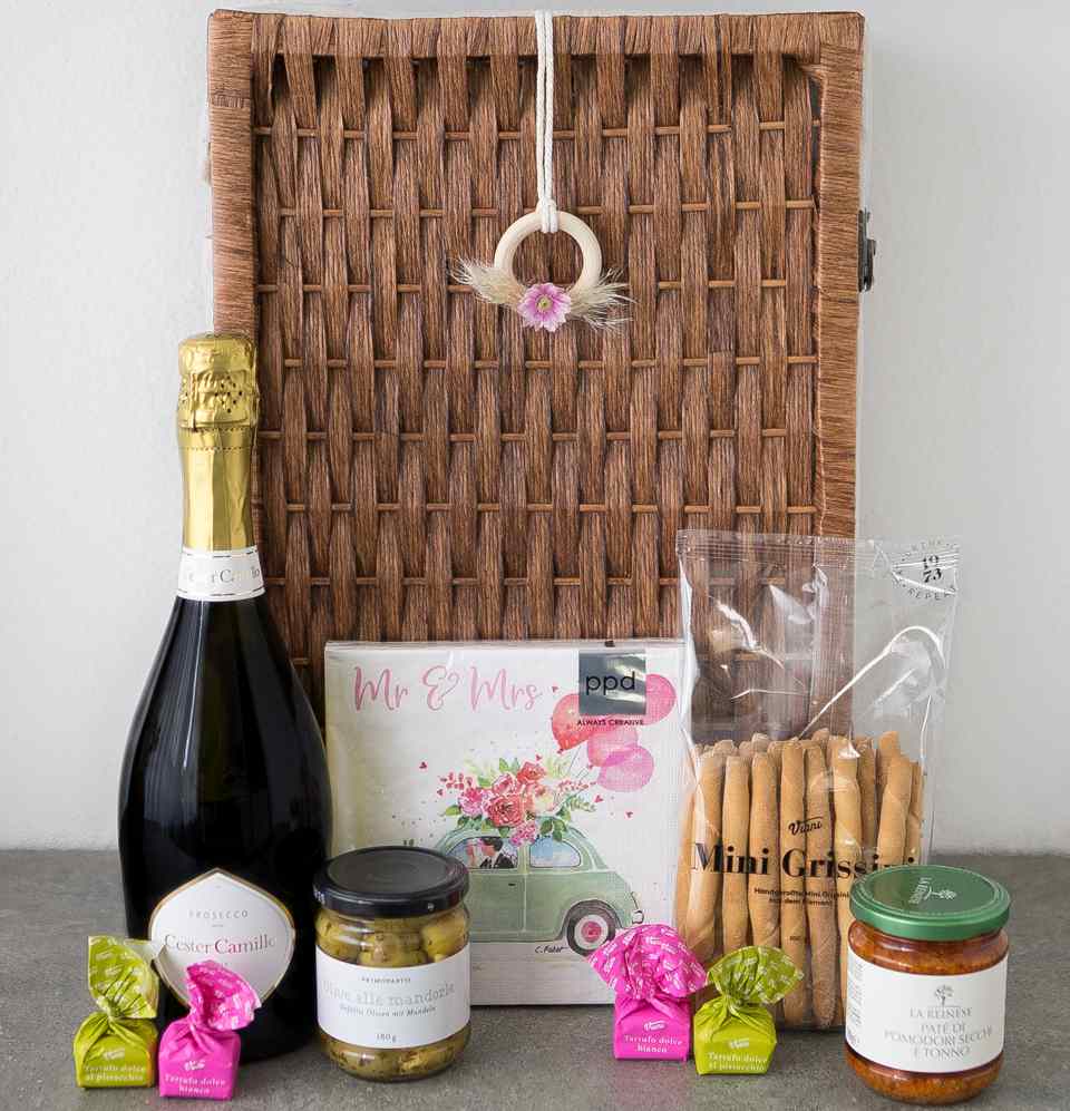 Geschenkkorb „Zur Hochzeit
