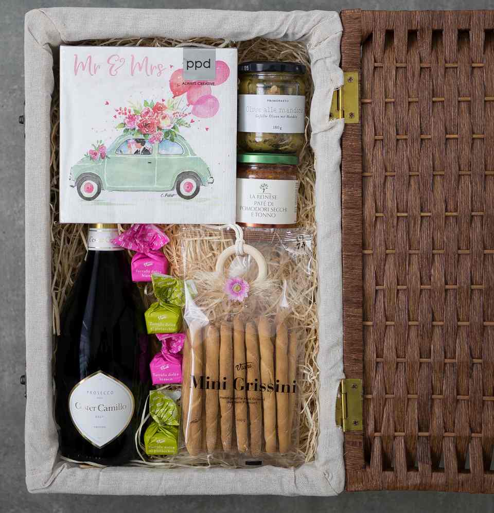 Geschenkkorb „Zur Hochzeit