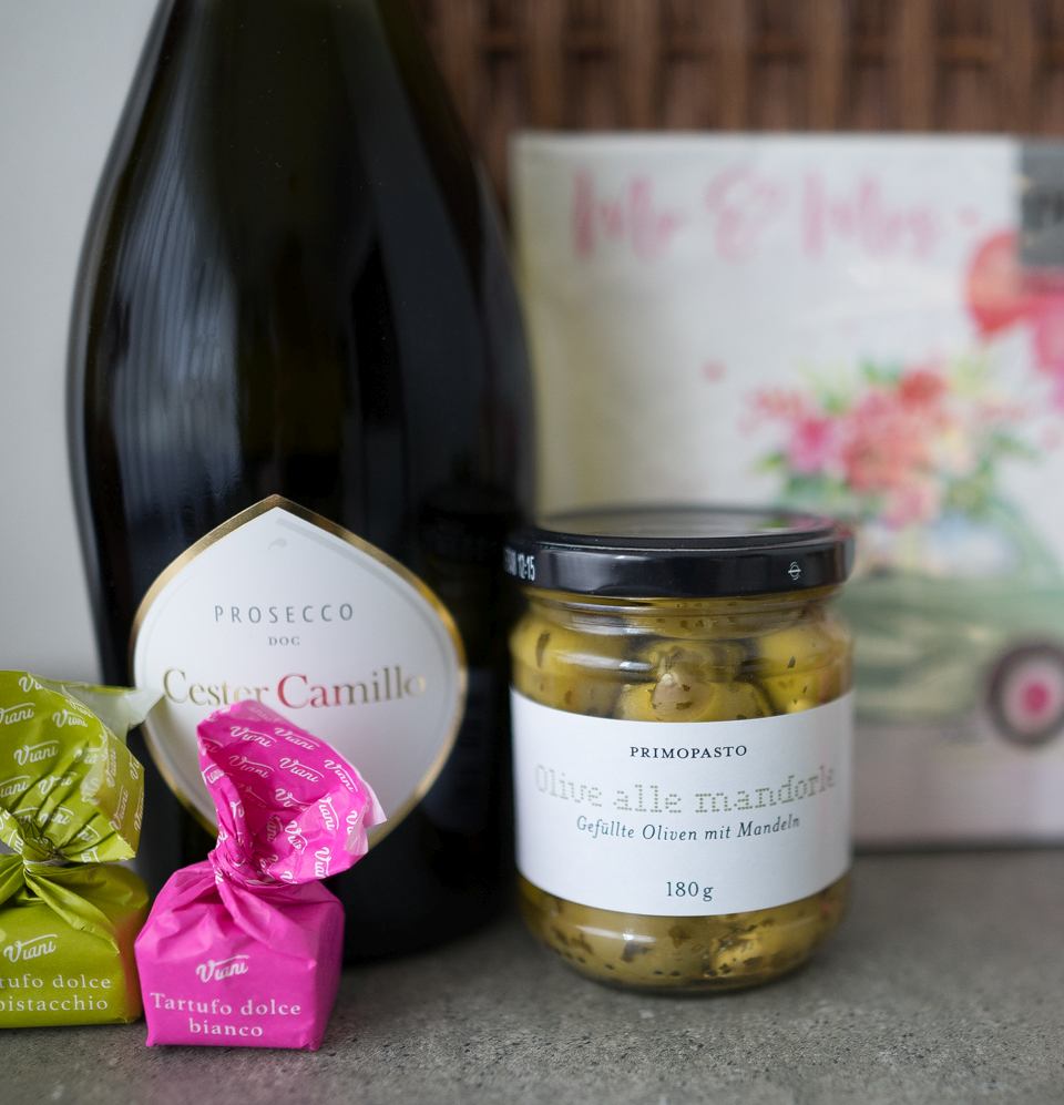 Geschenkkorb „Zur Hochzeit